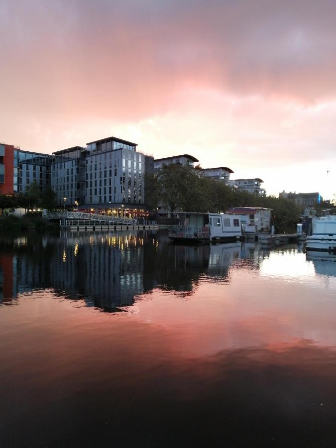 Esprit Peniche Hotel น็องต์ ภายนอก รูปภาพ
